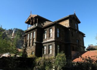 Pergamum’s Great Library and Temples