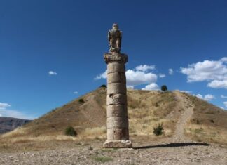 Crime and Violence in Modern Greece